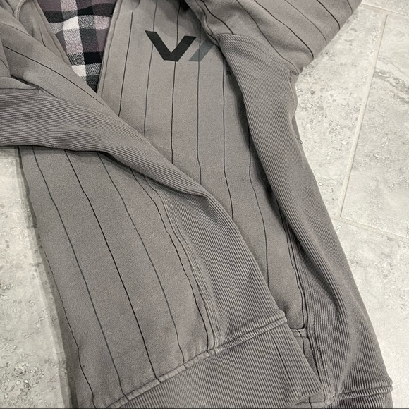 ❌SOLD❌Men's RVCA flannel-lined Zip-up Hoodie - Picture 8 of 8